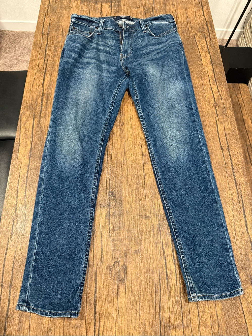 Hollister Slim Straight Jeans in Blue Wash with Subtle Fading